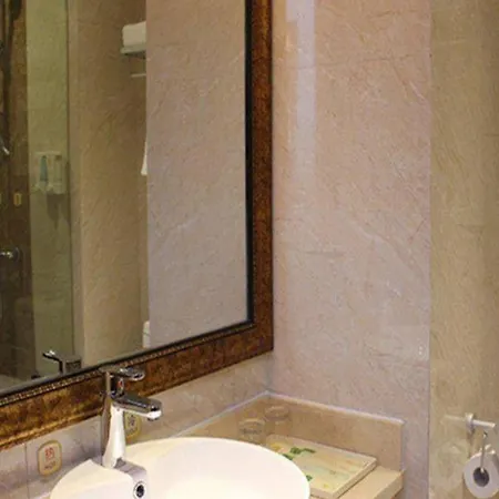 Vienna Wanda Branch Szálloda 4*