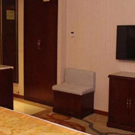 Vienna Wanda Branch Jicsang